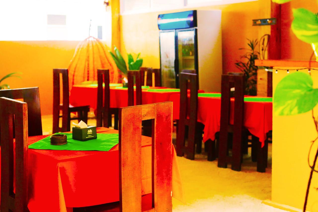 Maafushi Village Bagian luar foto